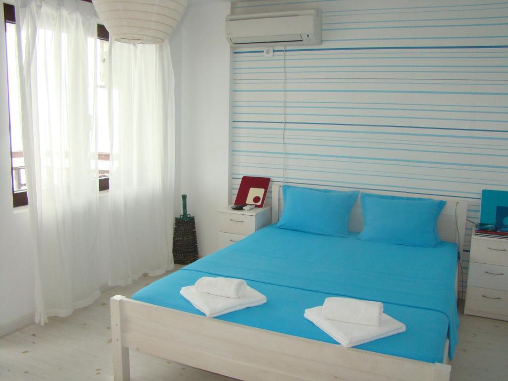 Deep Blue Guest House سوزوبول الغرفة الصورة
