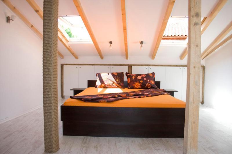 Deep Blue Guest House سوزوبول الغرفة الصورة