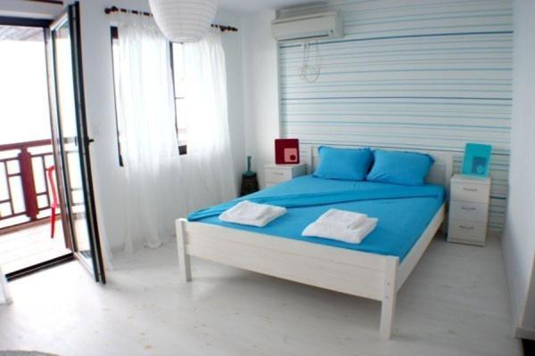 Deep Blue Guest House سوزوبول المظهر الخارجي الصورة